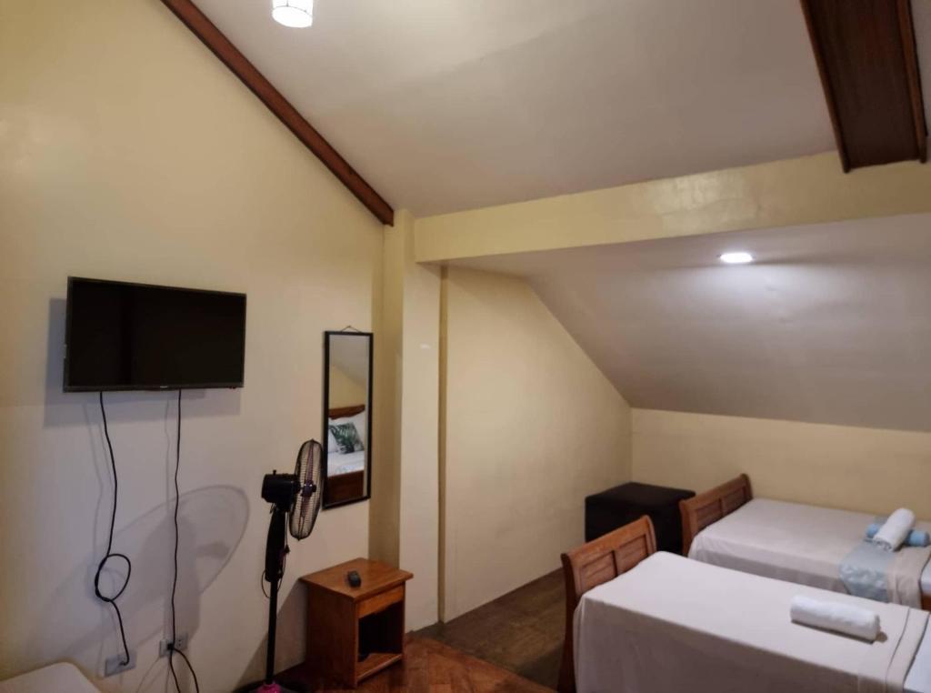 The Half House By Elmar Cabin Baguio City Eksteriør bilde